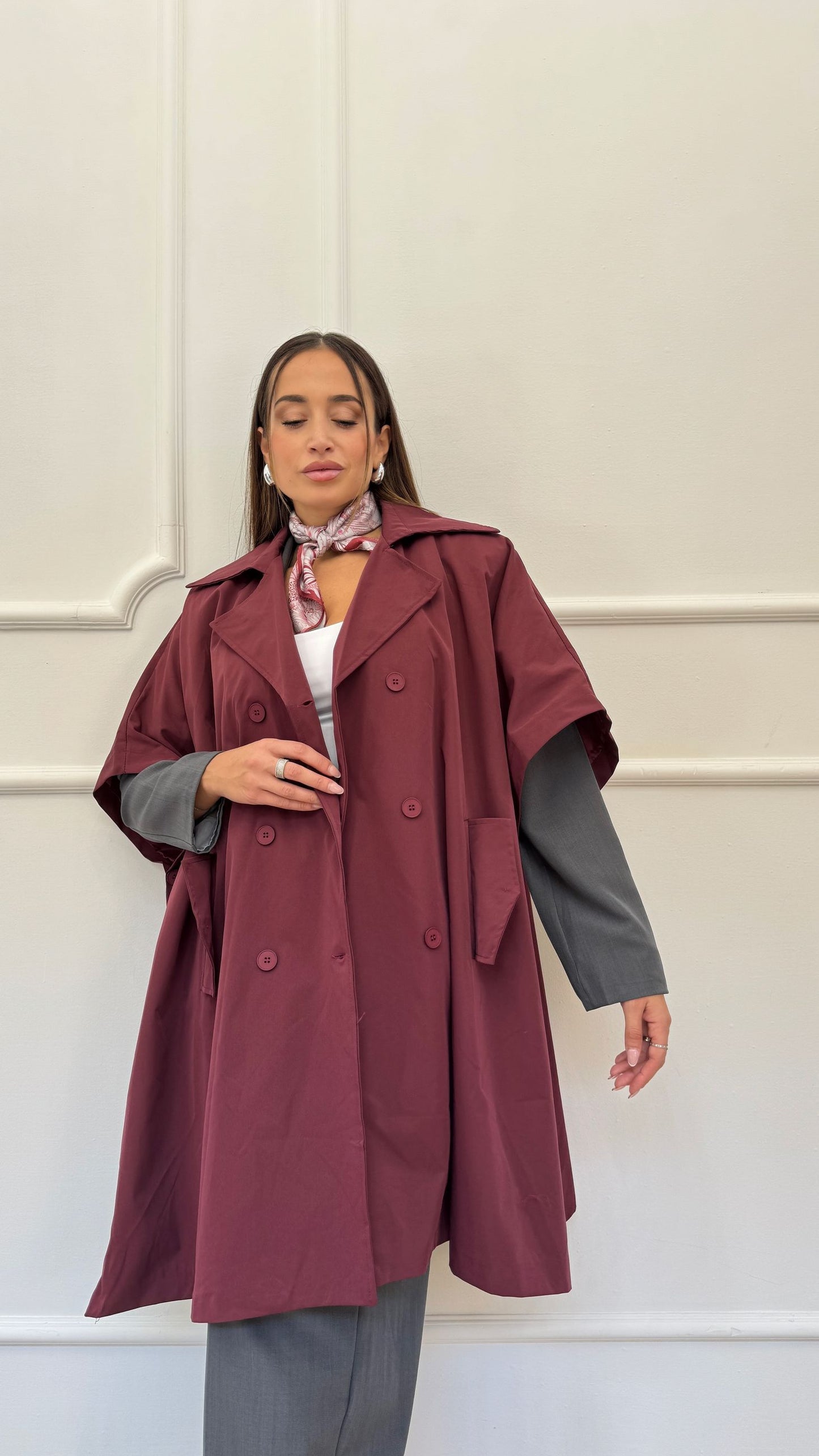 Trench modello cappa