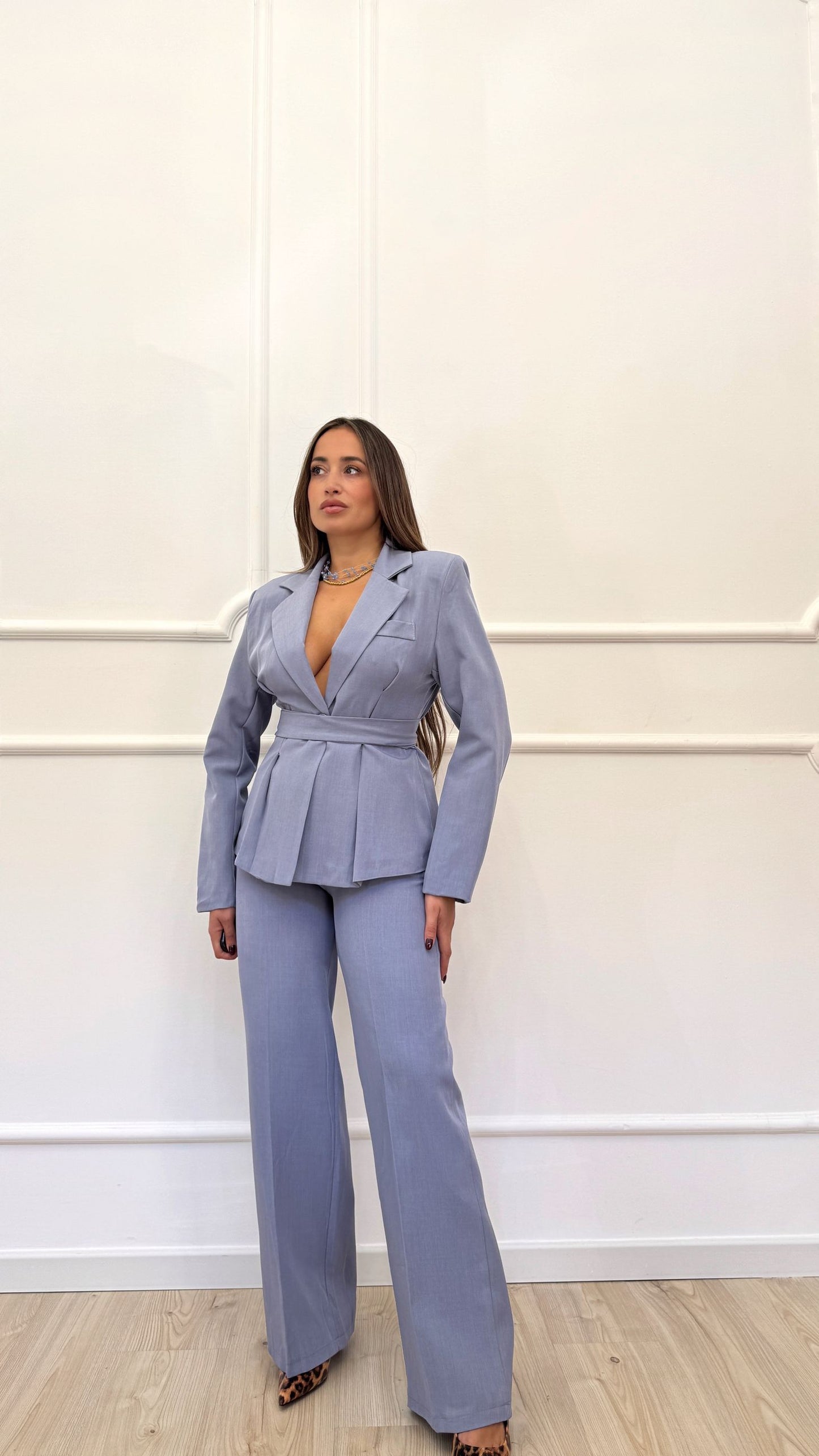 Tailleur 'Miranda' avvitato