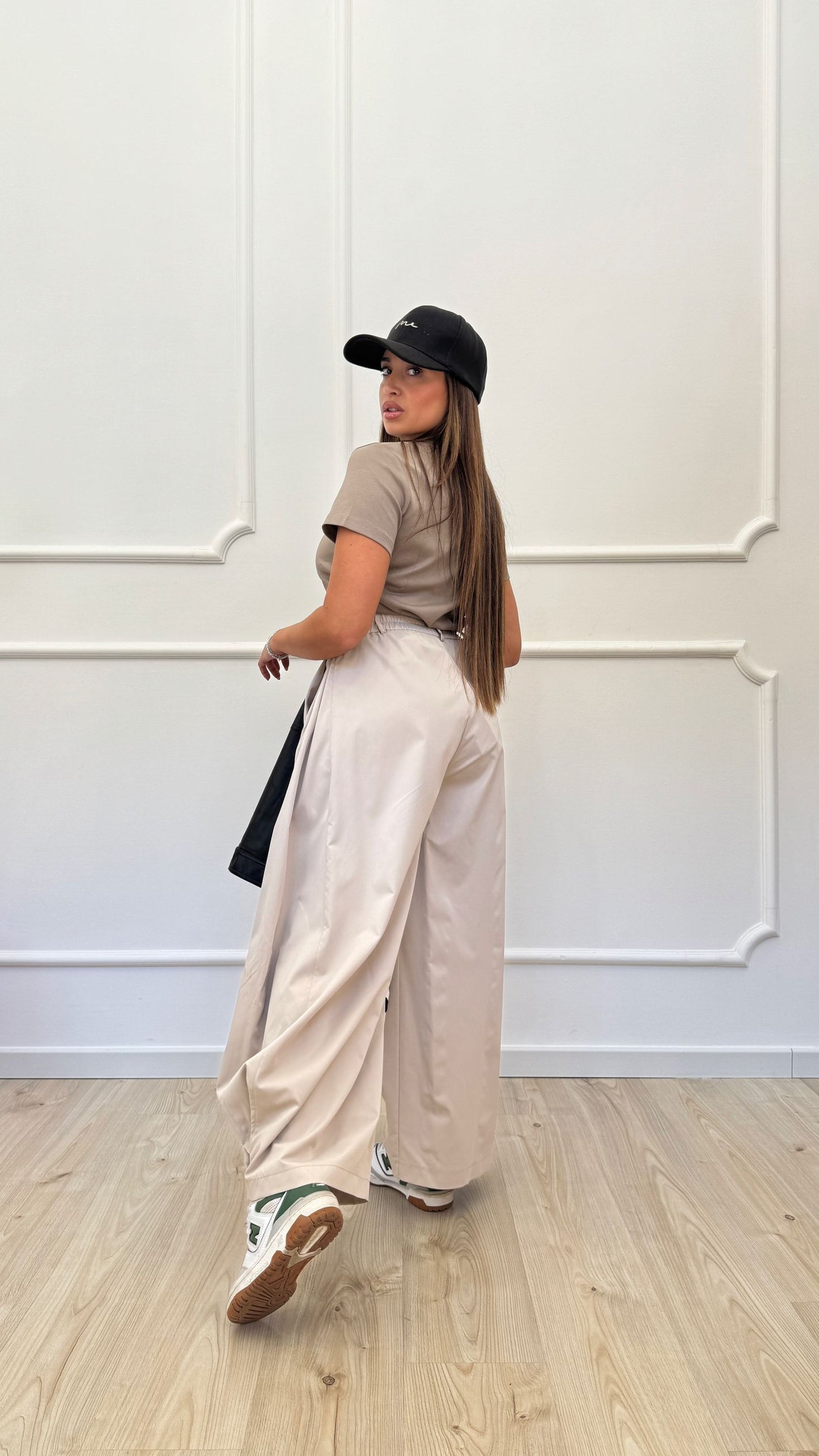 Pantalone balloon effetto raso