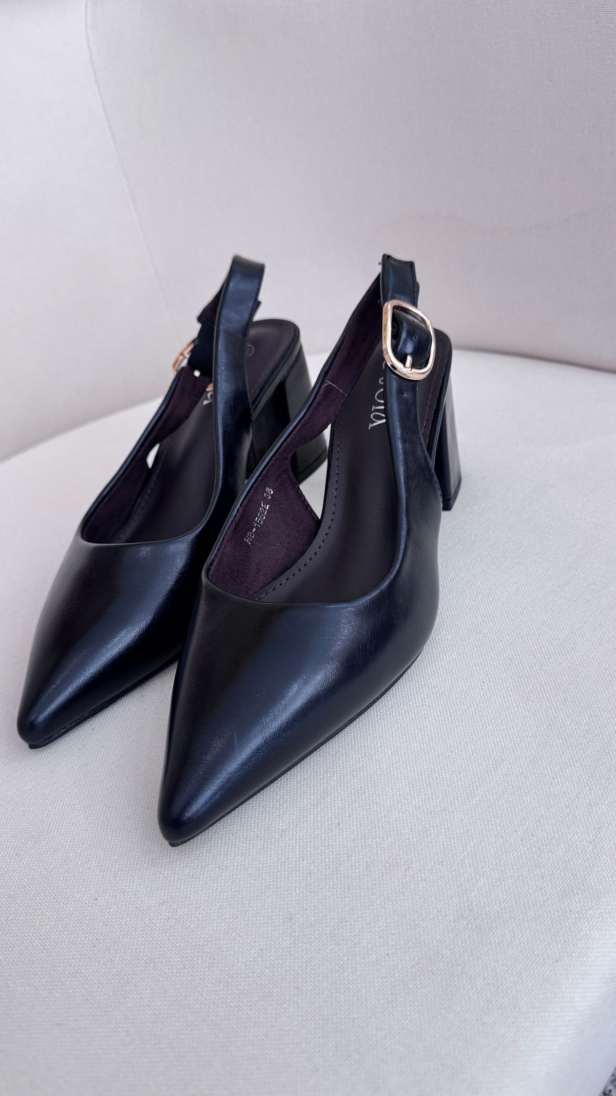 Decolleté ecopelle nero