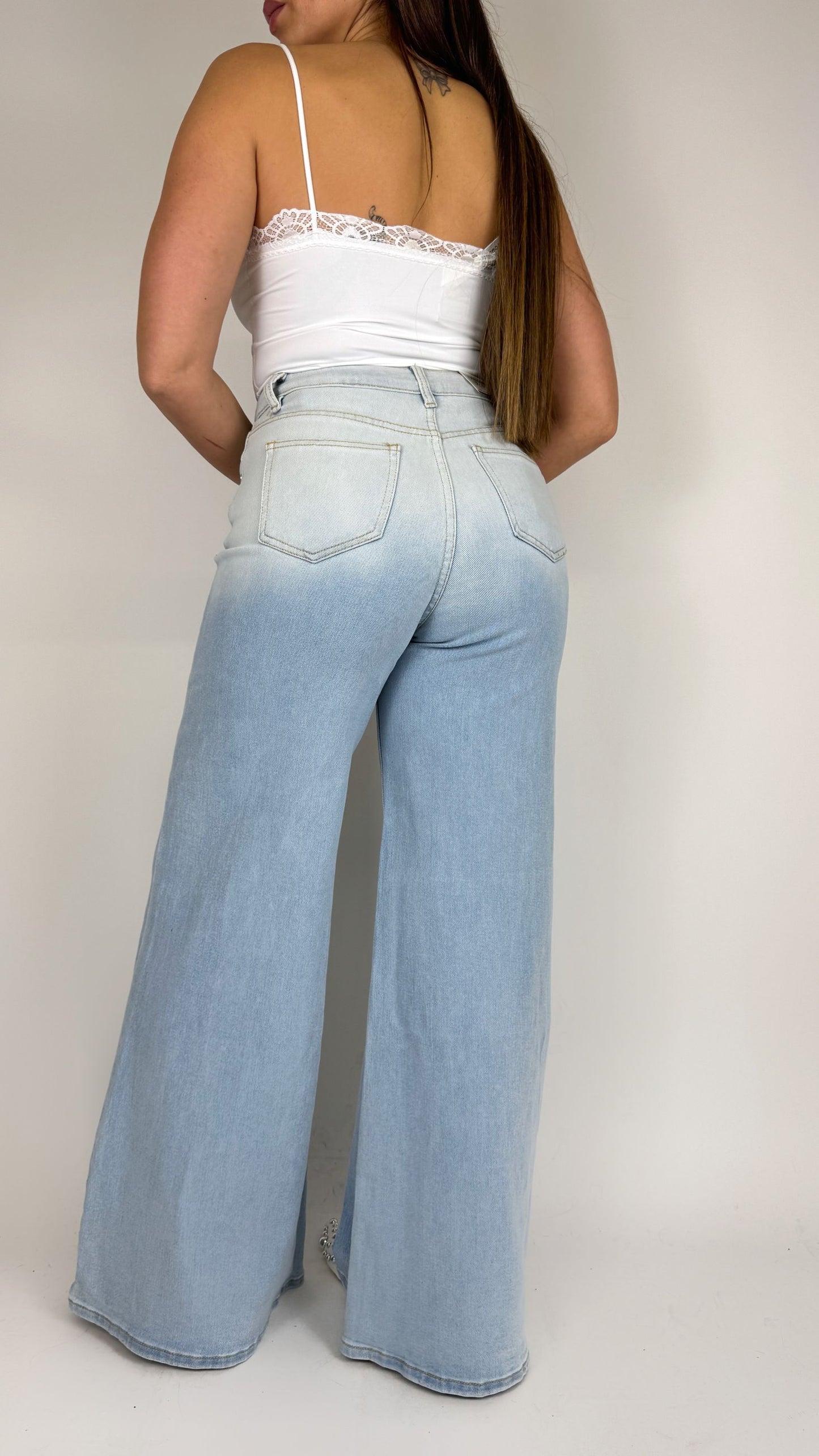 Jeans sfumato gamba larga