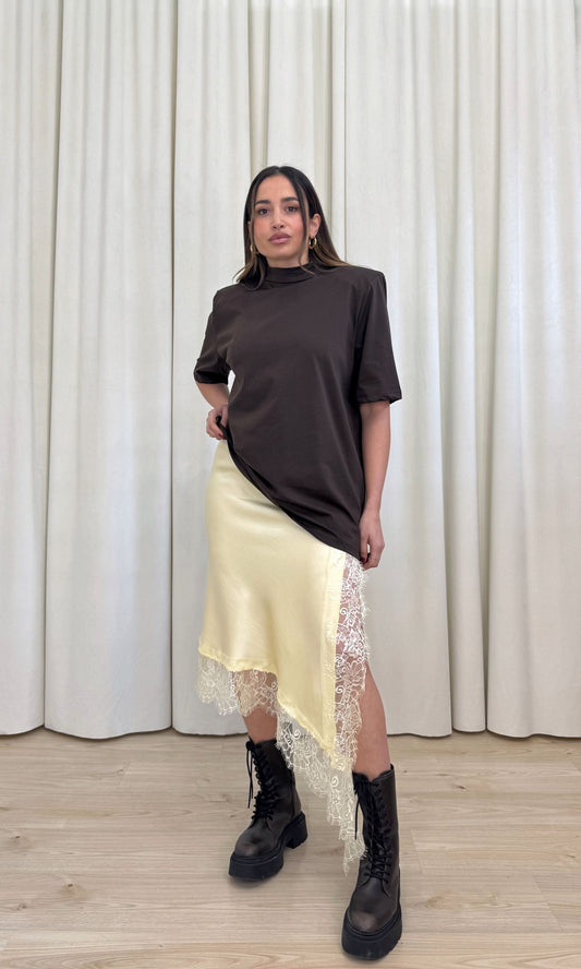 Gonna lunga in satin con pizzo