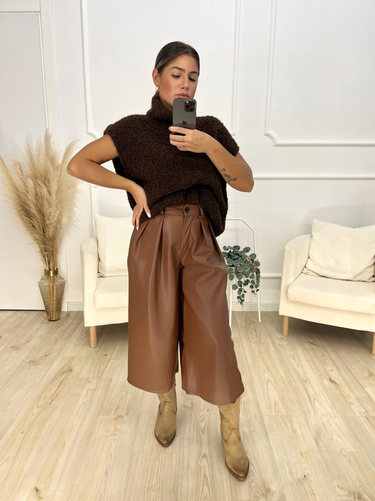 Pantalone gaucho ecopelle