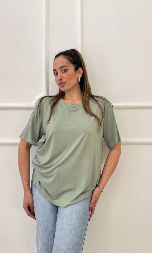 T-shirt in viscosa ampia