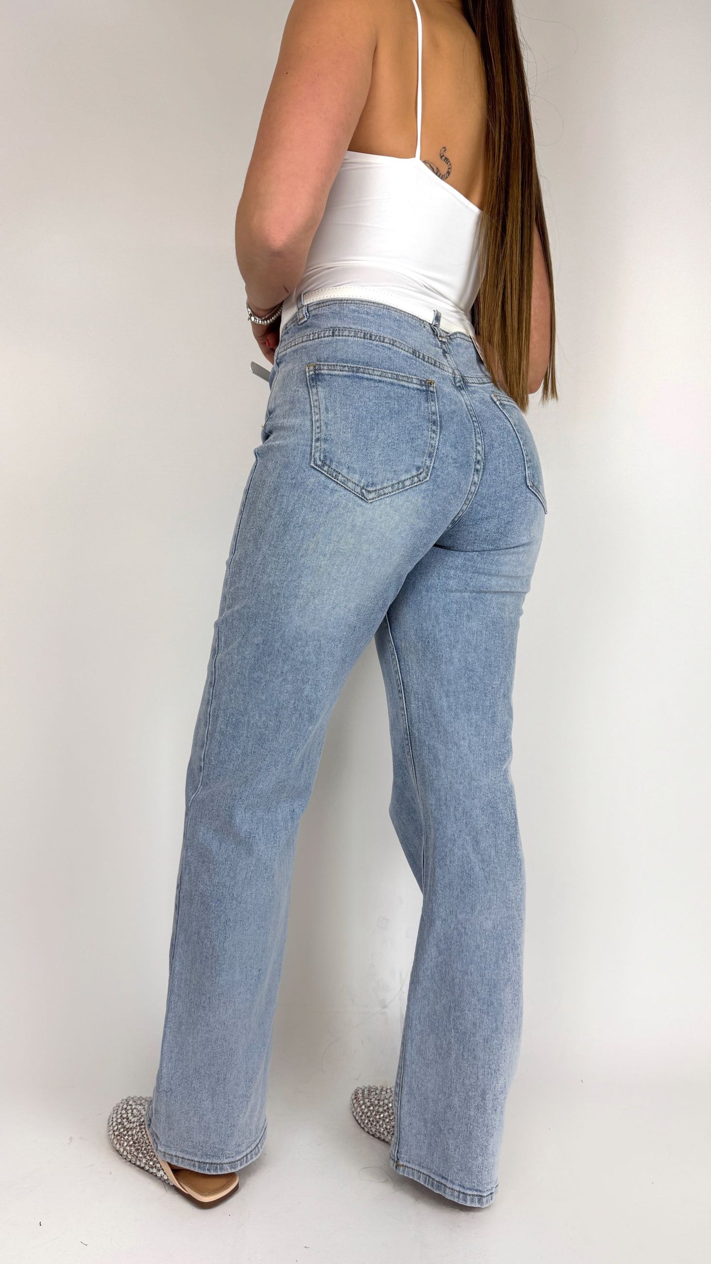 Jeans gamba dritta con passanti